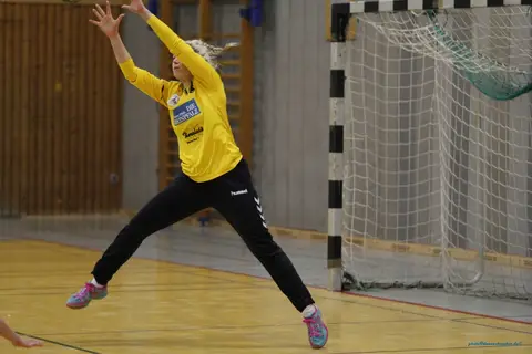 Damen 1 - SG Bretzenheim 2, Foto 13 von 34