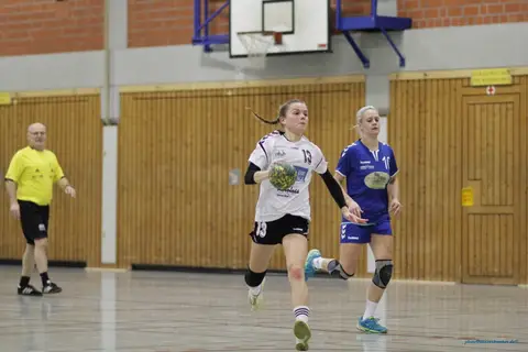 Damen 1 - SG Bretzenheim 2, Foto 22 von 34