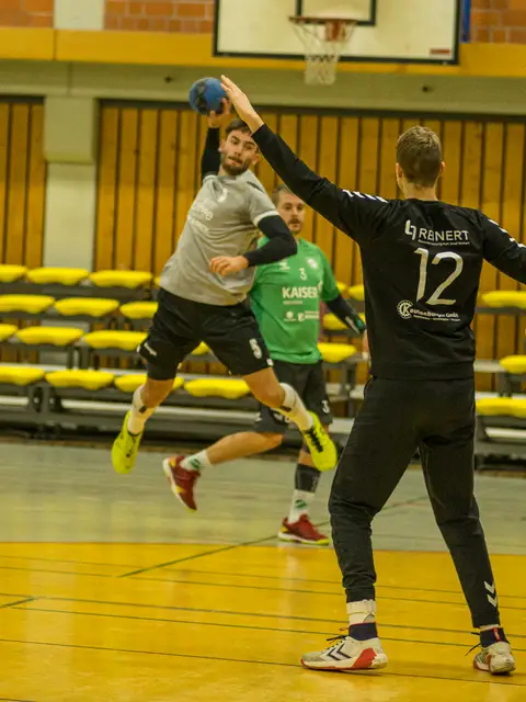 Herren 2, Foto 2 von 68