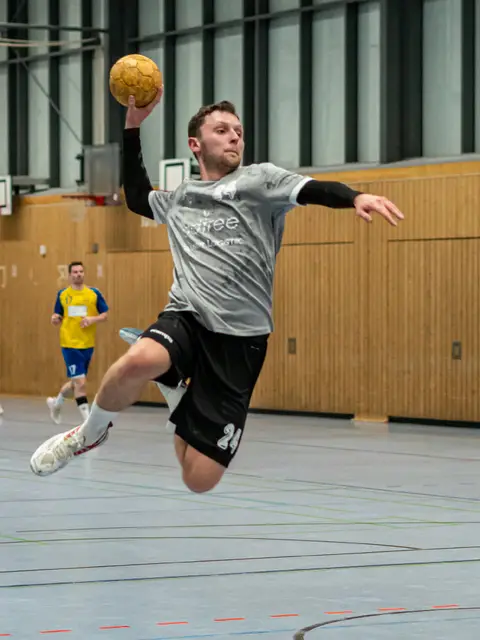 H2 - TV Niederwürzbach 10.12.22, Foto 24 von 38