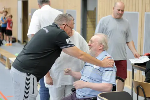 Fritz Schäfer Spiel, Foto 3 von 63