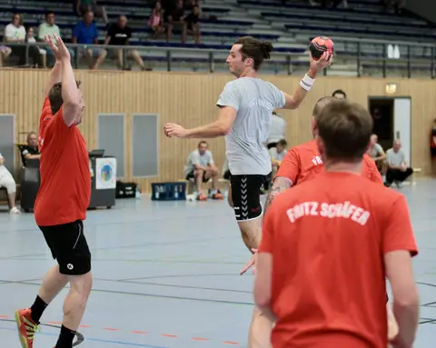 Fritz Schäfer Spiel, Foto 33 von 63