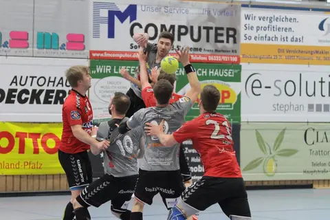H1 - VfL Günzburg, Foto 14 von 46