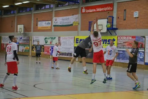 H2 - VTZ 2, Foto 45 von 99