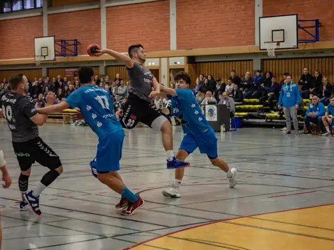 SV 64 A1 - TV Bitterfeld 02.12.18, Foto 5 von 48