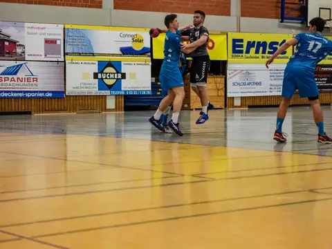 SV 64 A1 - TV Bitterfeld 02.12.18, Foto 12 von 48