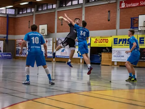 SV 64 A1 - TV Bitterfeld 02.12.18, Foto 28 von 48