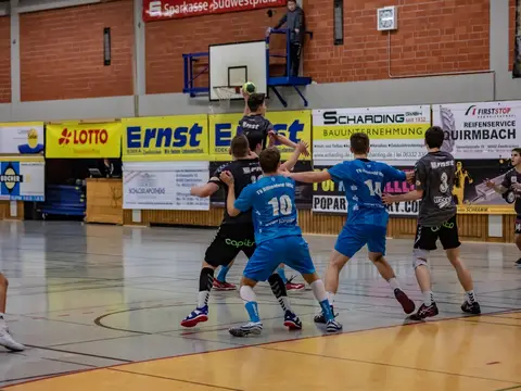 SV 64 A1 - TV Bitterfeld 02.12.18, Foto 41 von 48