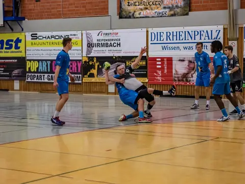 SV 64 A1 - TV Bitterfeld 02.12.18, Foto 43 von 48